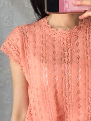 coral crocher knit